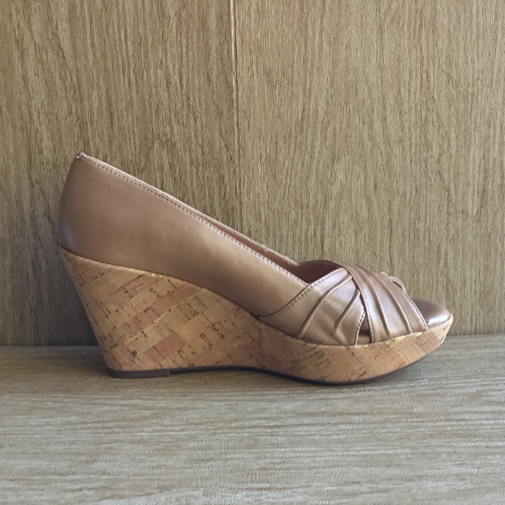 Sofft Owen Open-Toe Wedge